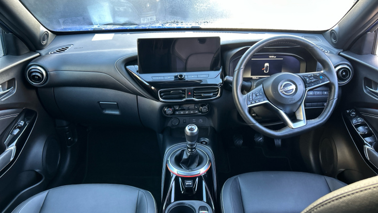 Nissan Juke 1.0 DiG-T Tekna 5dr Petrol Hatchback